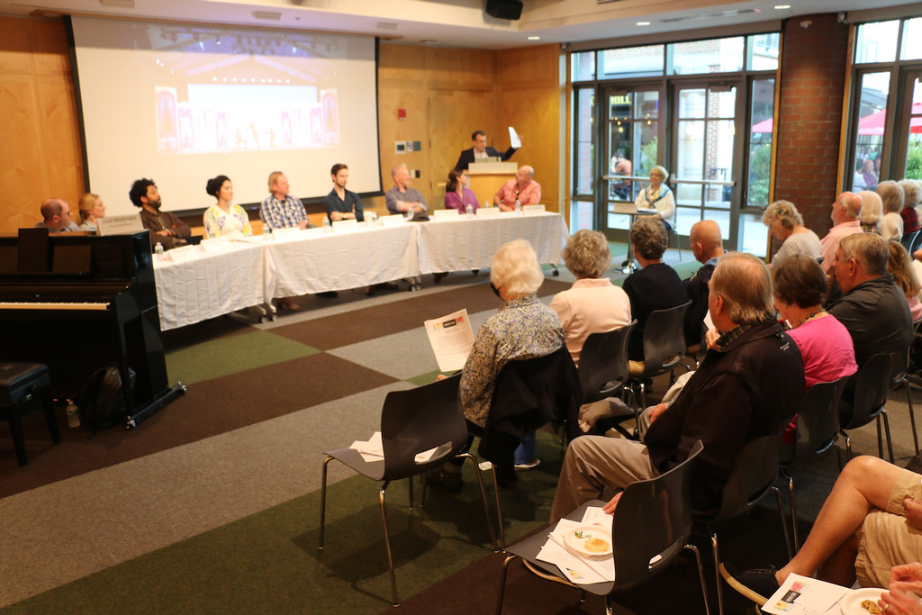 Artists' Roundtable in action