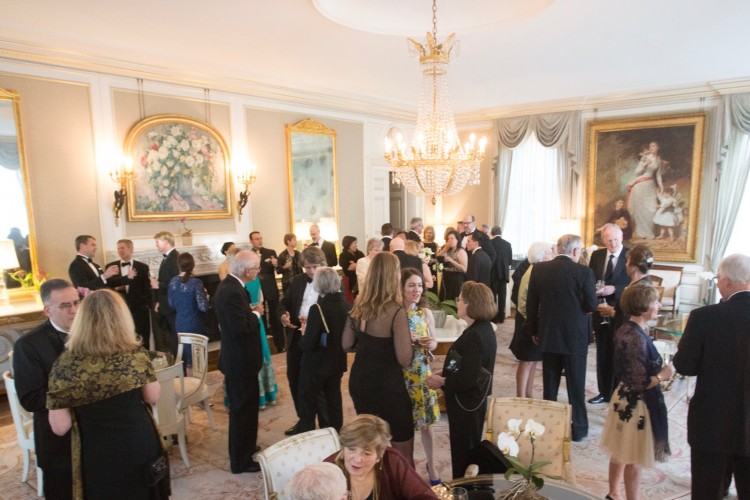 Gala cocktails in Jasna Polana's Parlour Room