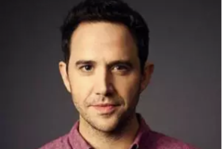 Santino Fontana