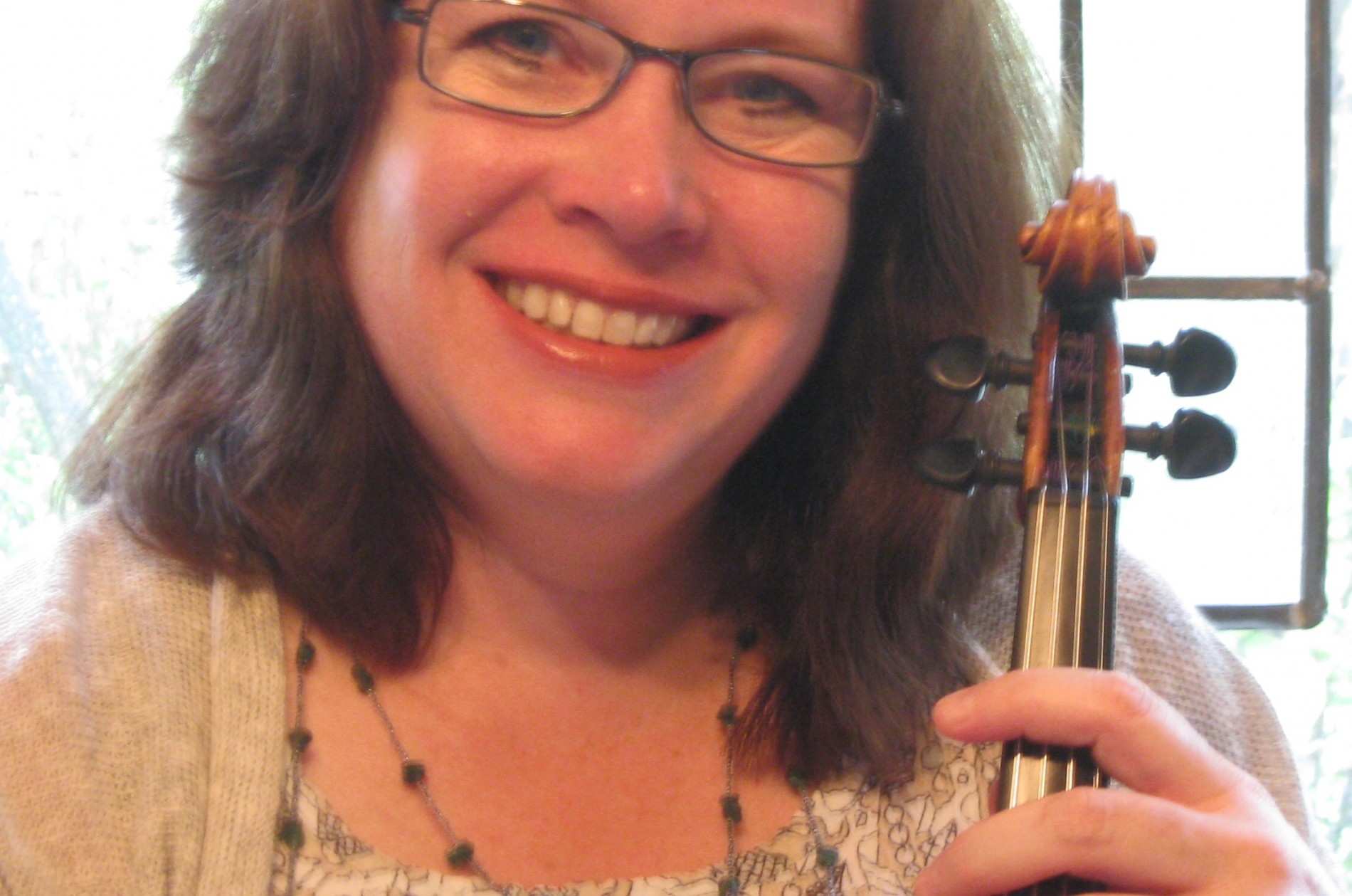Margaret Banks, violin