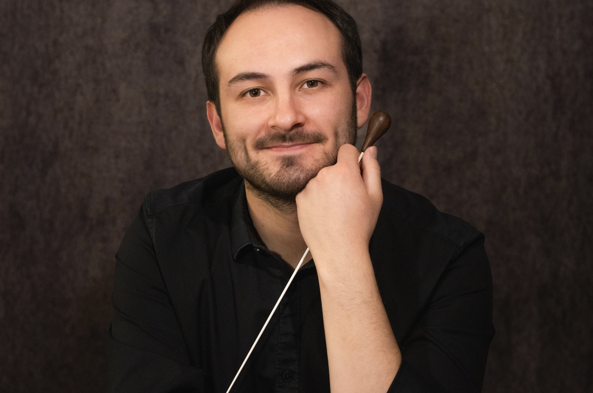 Tomás García - headshot